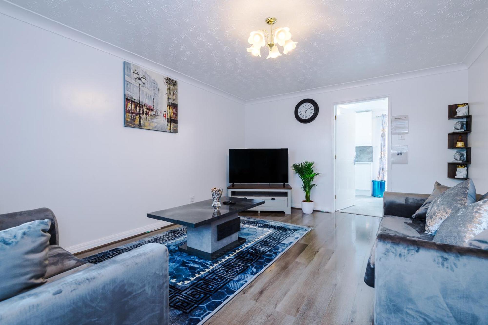 Apartment Cozy Away From In Manchester. Manchester
